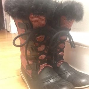 Sorel Mid Calf Boots